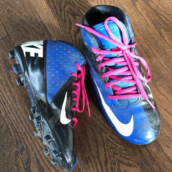 Nike Kids Cleats Size 4 - Picture 8 of 8